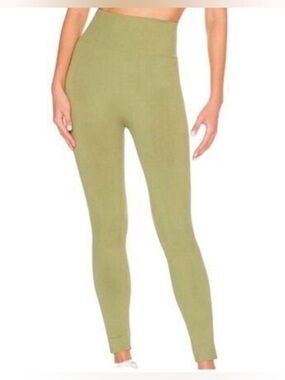 NWT WeWoreWhat Solid High-Waist Leggings in Color: 345 Sage
